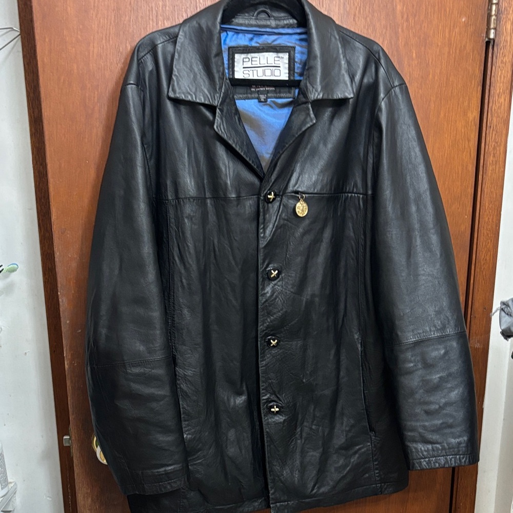 Pelle Studio Black Leather Trench Coat